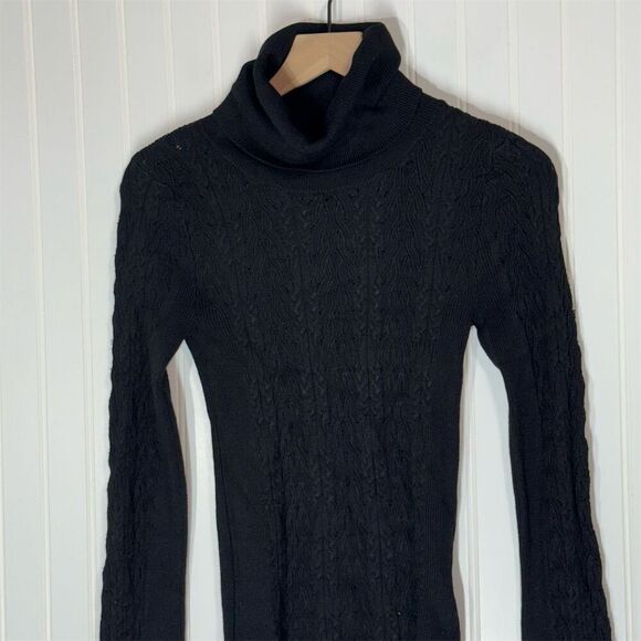 Free People Black Cable Knit Turtleneck Sweater S Button Cuff Slim Fit NWOT - Picture 2 of 10